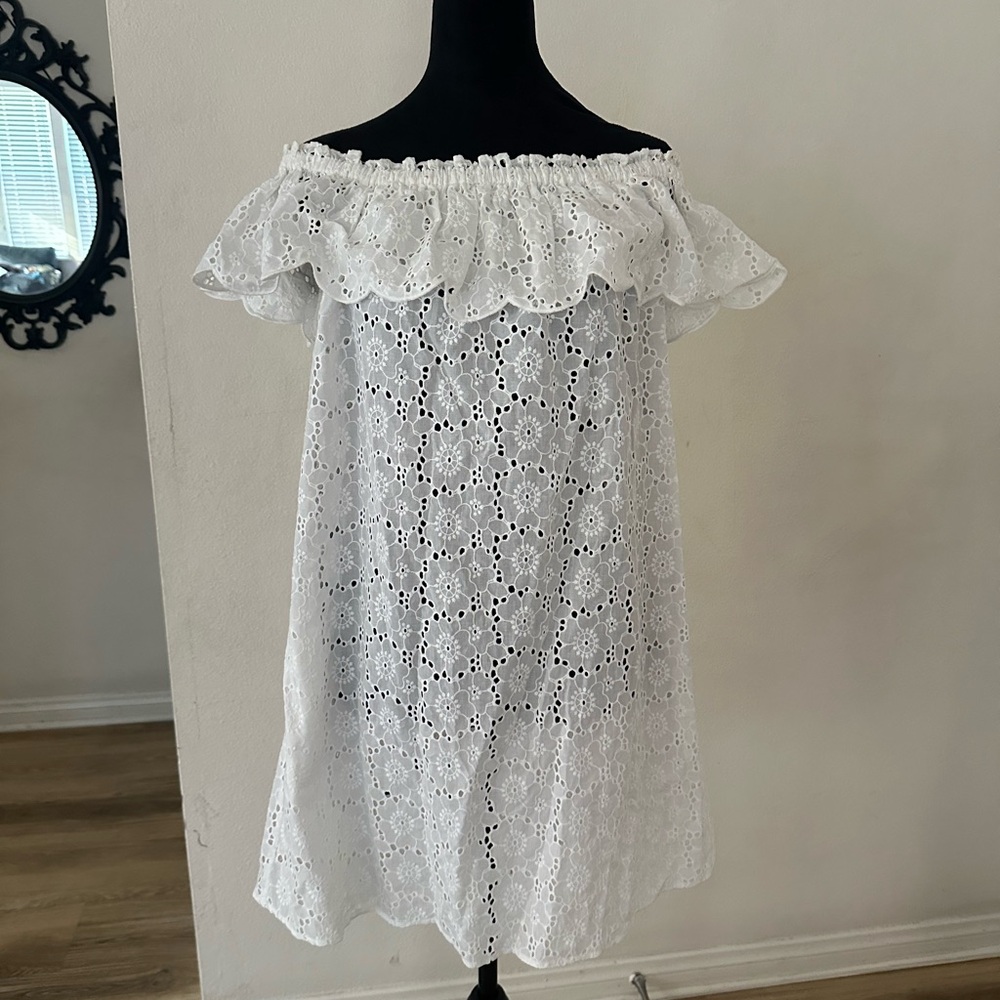 NWTGS Stunning Tory Burch Cover Up